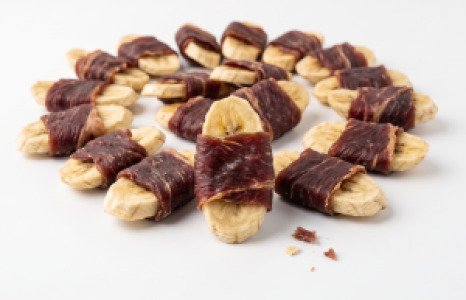 Ласощі для собак Dankers «Woof Bananas» (Банан, обгорнутий качиним м'ясом, 500 г)